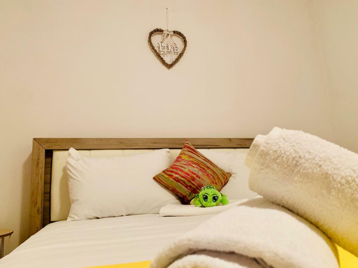 Ultracentral Apartment With All You Need: Wifi, Tv, Ac, Washer, Coffe Timişoara Exterior foto