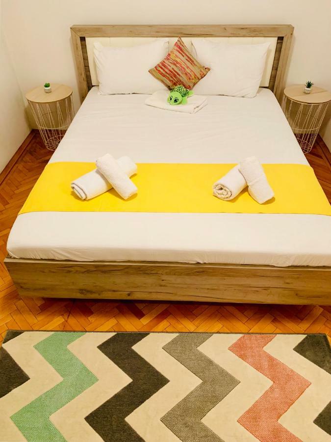 Ultracentral Apartment With All You Need: Wifi, Tv, Ac, Washer, Coffe Timişoara Exterior foto